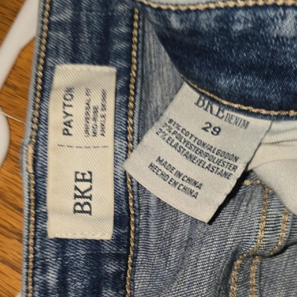 Trendy Distressed Skinny Jeans for Women LOT-R2
